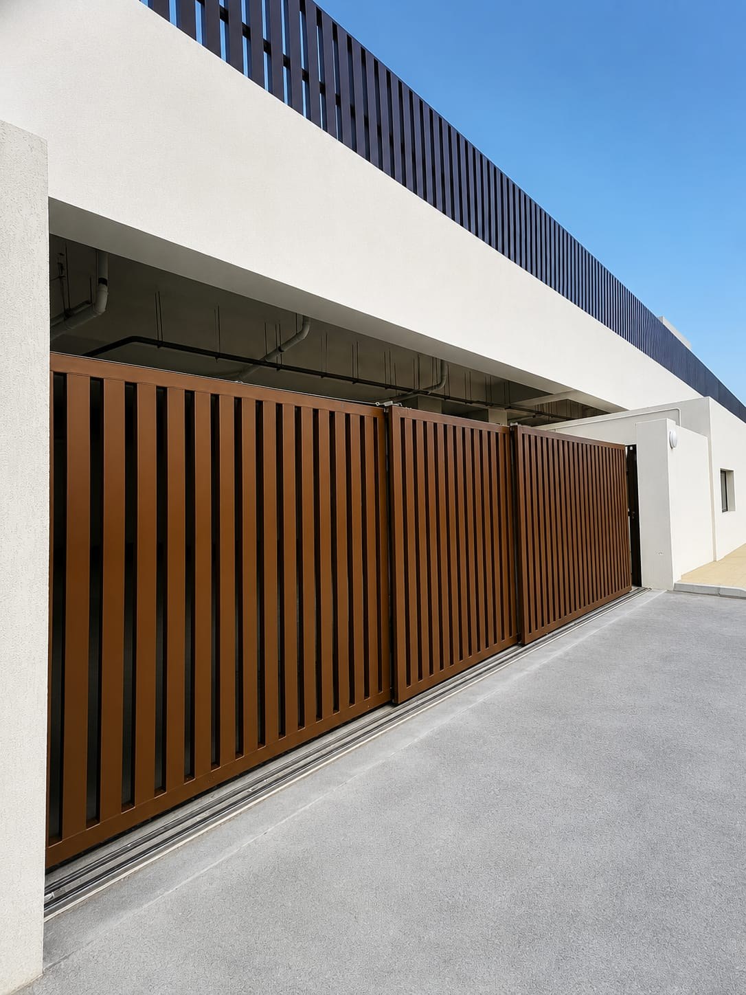 Entrance gates